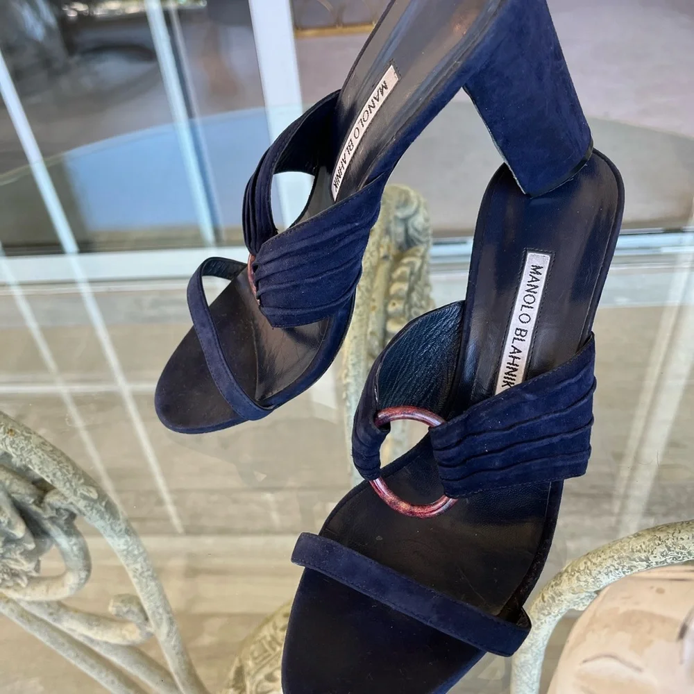 MANOLO BLAHNIK navy BLUE SUEDE SHOES heels size 10 - Picture 3 of 7